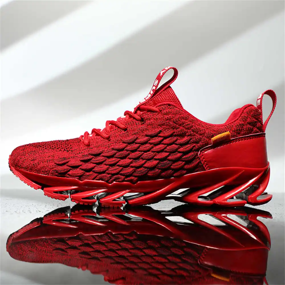 size 44 size 39 walking shoes  - Badminton Center ulasan dan harga